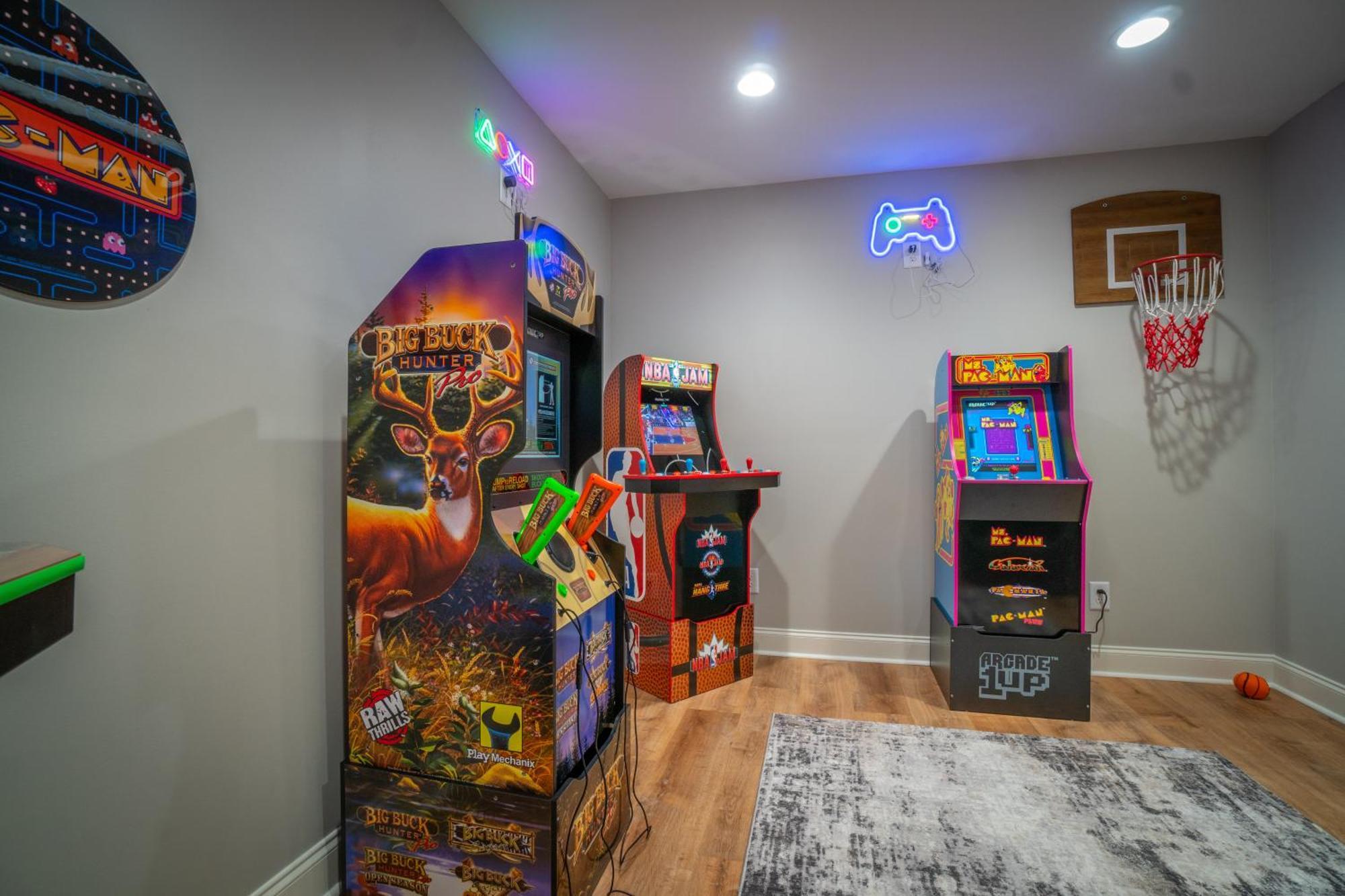 Par-Tee Haus I- Game Room & Hot Tub-Walk To Helen Eksteriør bilde